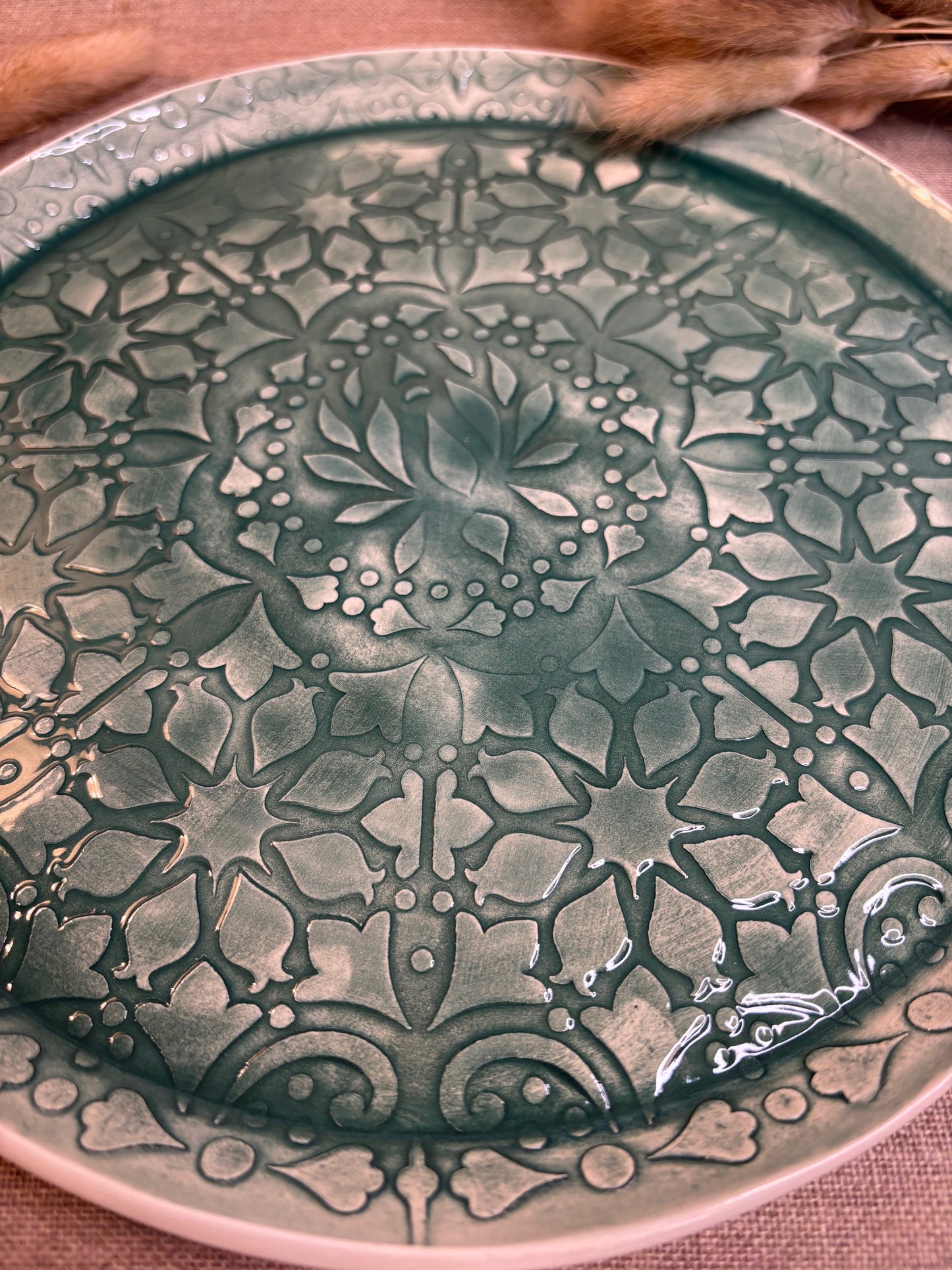 Assiette vert foncé