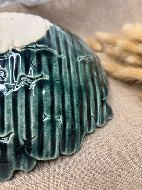 Plat translucide en grès